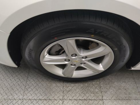 Used 2022 Chevrolet Malibu LS FWD image 31