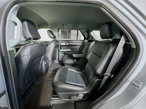 Used 2024 Ford Explorer Limited image 28