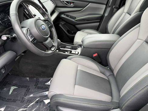 Used 2025 Subaru Ascent Onyx Edition image 13