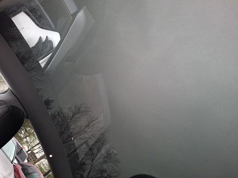 Used 2021 Tesla Model Y Long Range image 14