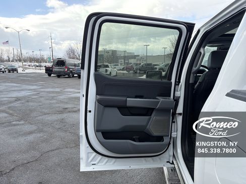 New 2026 Ford F150 Lariat w/ Equipment Group 501A Mid image 29