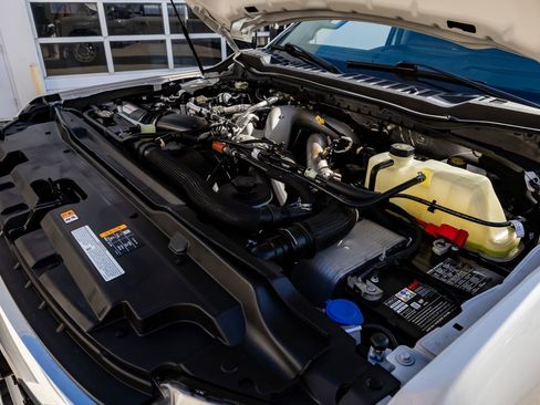 Used 2023 Ford F350 Lariat w/ Lariat Ultimate Package image 39