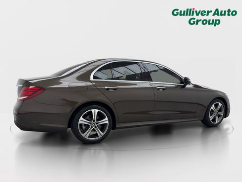 Used 2018 Mercedes-Benz E 300 w/ Premium 1 Package image 9
