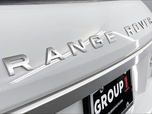 Used 2018 Land Rover Range Rover Evoque HSE AWD/4WD image 30