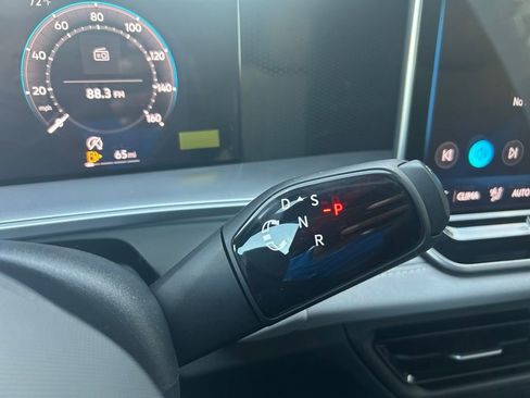 New 2026 Volkswagen Tiguan SE R-Line image 22