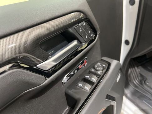 New 2026 GMC Sierra 1500 AT4 w/ AT4 Premium Package AWD/4WD image 23