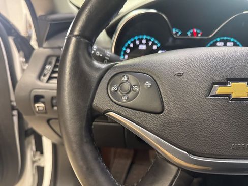 Used 2014 Chevrolet Impala LT w/ Premium Seating Package image 12