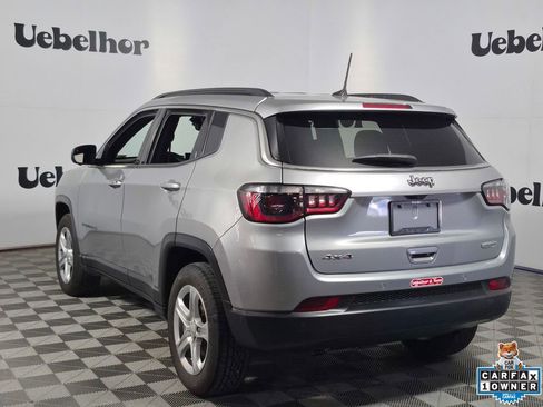 Used 2023 Jeep Compass Latitude w/ Convenience Group AWD/4WD image 5