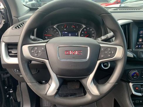 Used 2022 GMC Terrain SLE w/ Driver Convenience Package AWD/4WD image 18