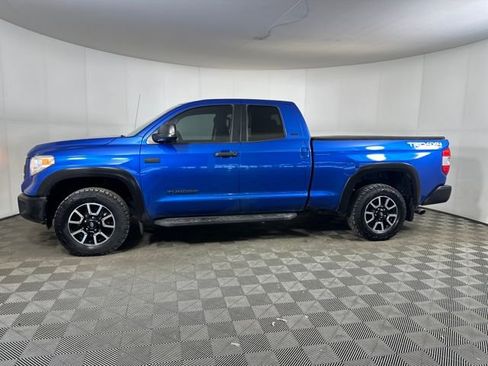 Used 2017 Toyota Tundra SR5 image 6