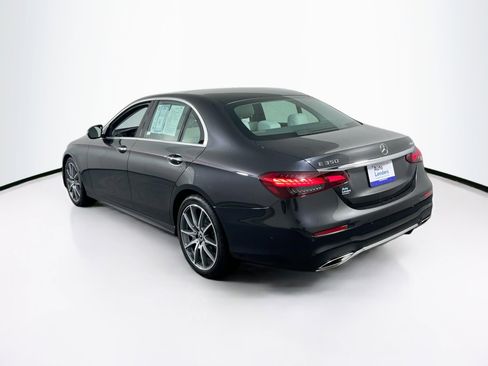 Used 2023 Mercedes-Benz E 350 4MATIC Sedan image 7