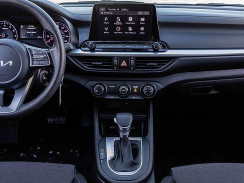 Certified 2023 Kia Forte LXS w/ LXS Technology Package image 11