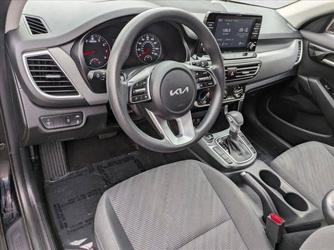 Used 2022 Kia Seltos LX AWD/4WD image 10