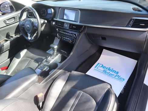 Used 2018 Kia Optima EX w/ Premium Package image 29
