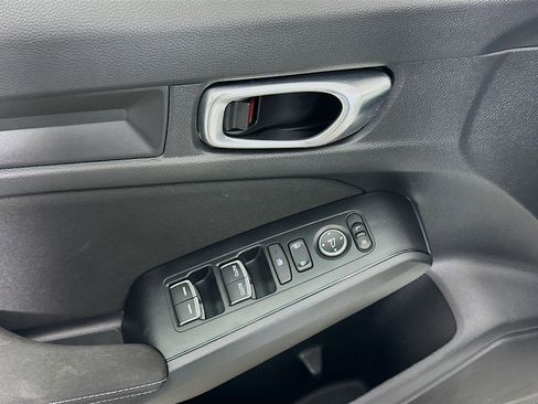 Used 2025 Honda Civic Sport image 15