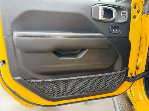 Used 2019 Jeep Wrangler Unlimited Sahara w/ Dual Top Group image 20