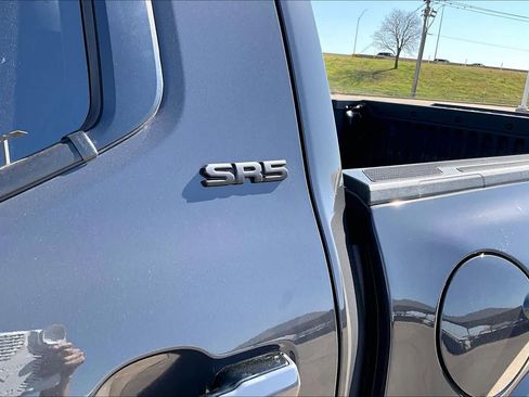 New 2026 Toyota Tacoma SR5 AWD/4WD image 17