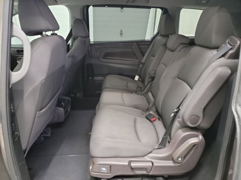 Used 2018 Honda Odyssey EX image 27