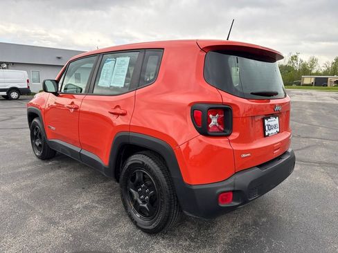 Used 2018 Jeep Renegade Sport w/ Power & Air Group FWD image 2