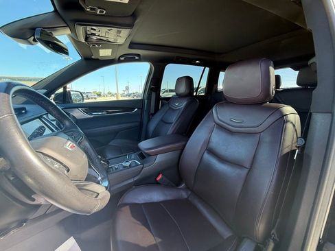 Certified 2023 Cadillac XT6 Premium Luxury FWD image 27