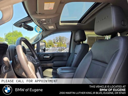 Used 2021 GMC Sierra 2500 Denali w/ Technology Package AWD/4WD image 25