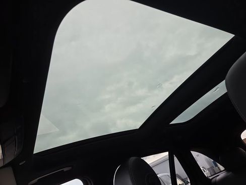 Used 2020 Mercedes-Benz GLC 300 GLC 300 image 7