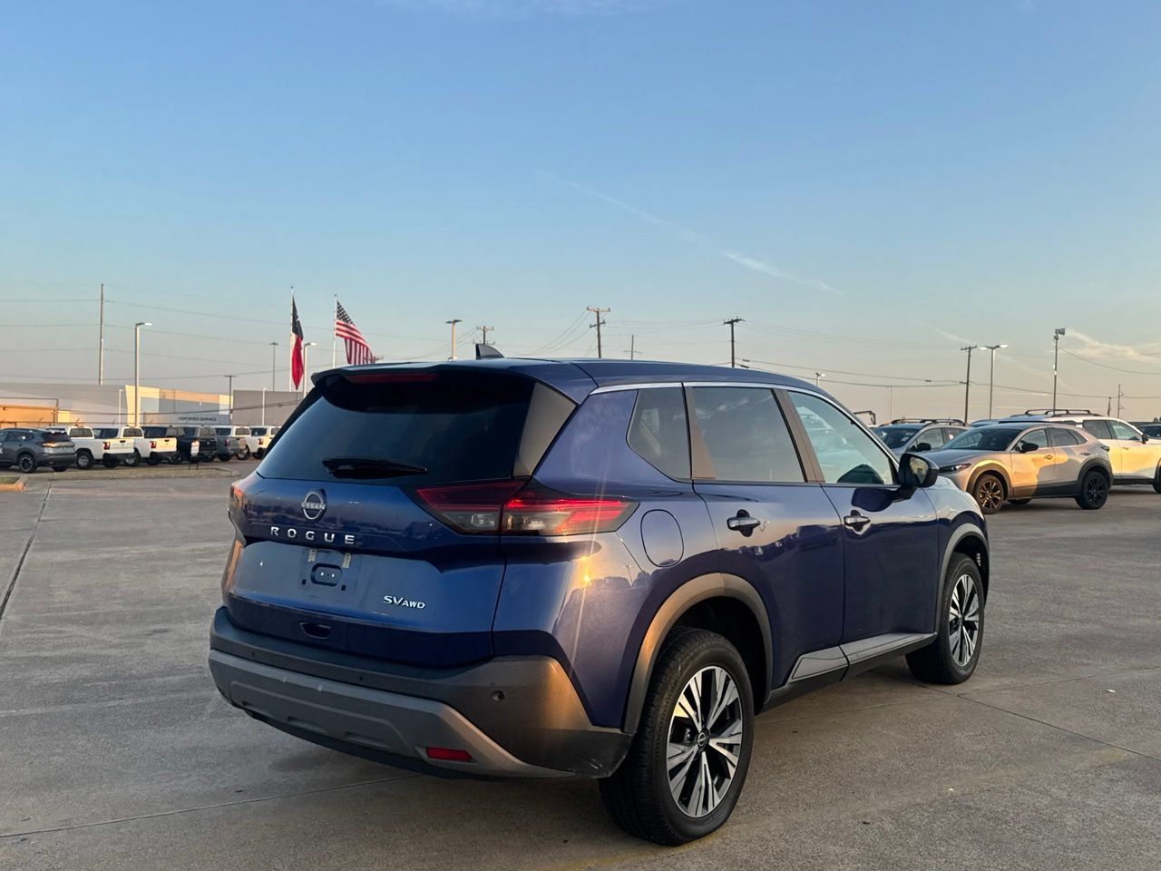 Used 2023 Nissan Rogue SV AWD/4WD image 21
