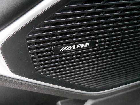 Used 2022 Jeep Wagoneer Series III w/ Rear Seat Video Group 1 image 24