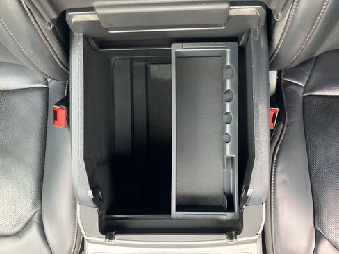 Used 2022 Ford F350 Platinum w/ Tremor Off-Road Package image 41