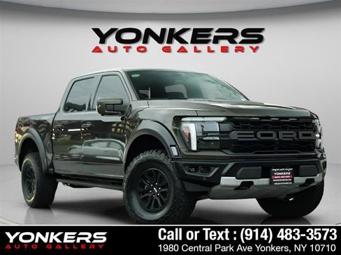 Used 2025 Ford F150 Raptor image 11
