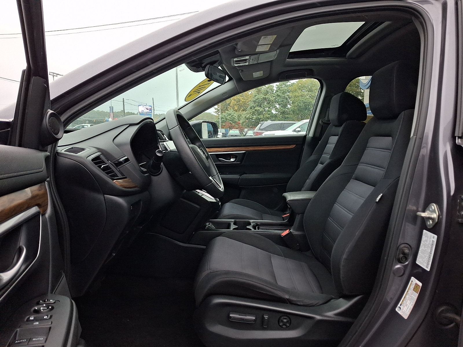 Used 2019 Honda CR-V EX image 14