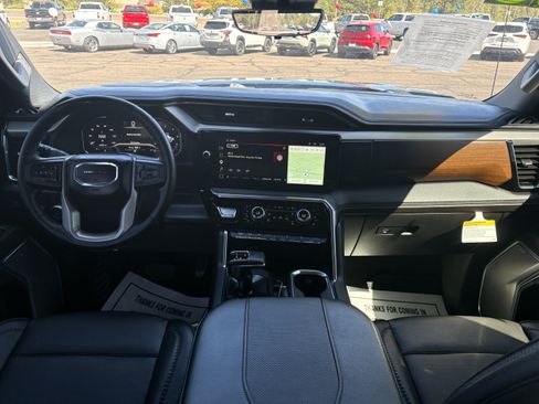 Used 2025 GMC Sierra 1500 Denali AWD/4WD image 15