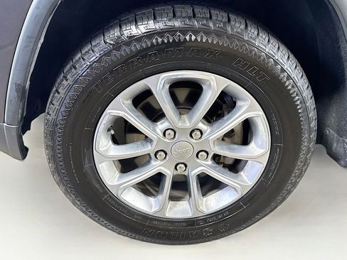 Used 2016 Jeep Grand Cherokee Limited RWD image 36