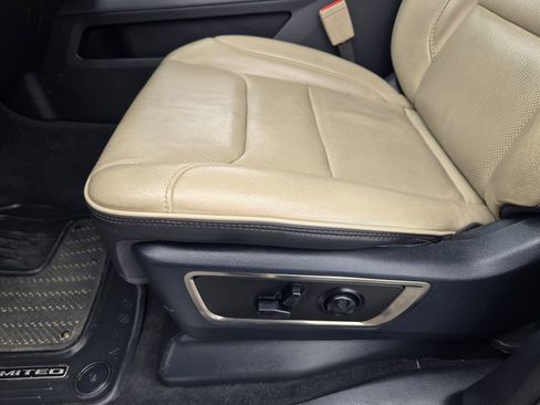 Used 2021 RAM 1500 Limited AWD/4WD image 21