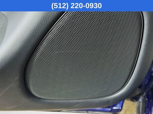 Used 2018 Nissan Pathfinder SV image 22