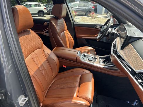 Used 2024 BMW X7 M60i w/ Executive Package AWD/4WD image 28