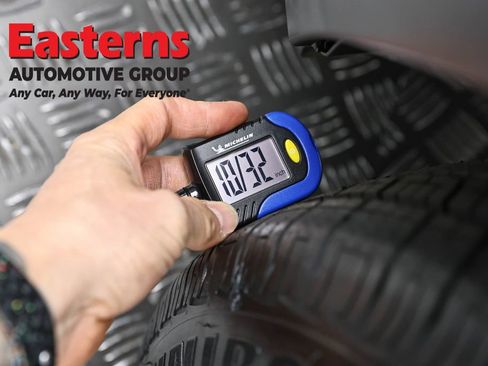 Used 2019 Chevrolet Trax LT FWD image 26