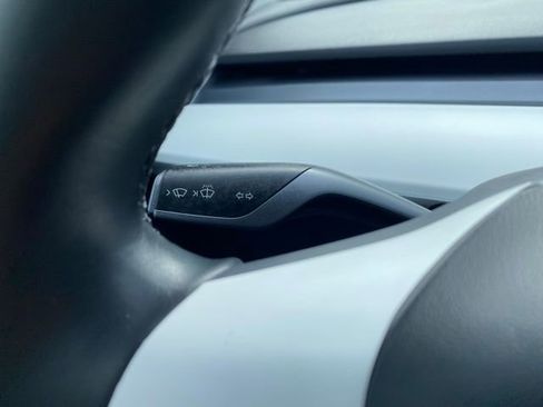 Used 2019 Tesla Model 3 image 39