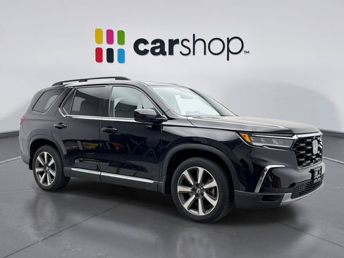 Used 2023 Honda Pilot Elite image 7