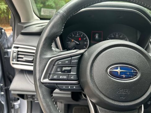 Used 2023 Subaru Outback Limited AWD/4WD image 23