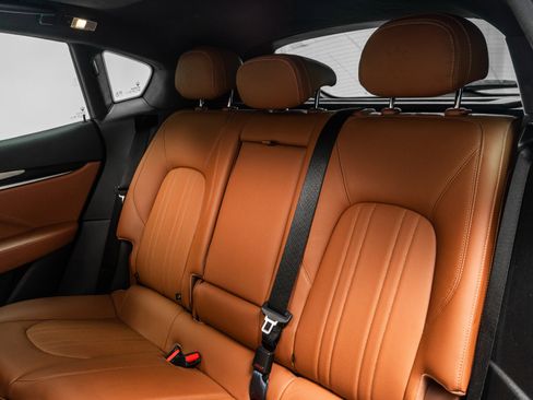 Used 2022 Maserati Levante GT image 16