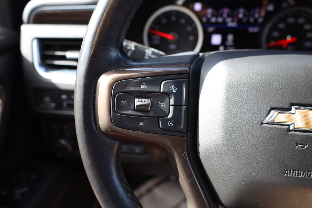 Used 2021 Chevrolet Suburban High Country w/ Premium Package AWD/4WD image 14