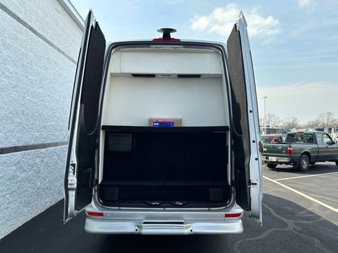 New 2024 Mercedes-Benz Sprinter 3500 image 11
