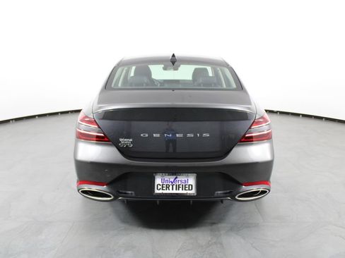 Used 2025 Genesis G70 2.5T image 9