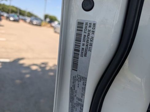 Used 2022 Toyota Corolla SE FWD image 34