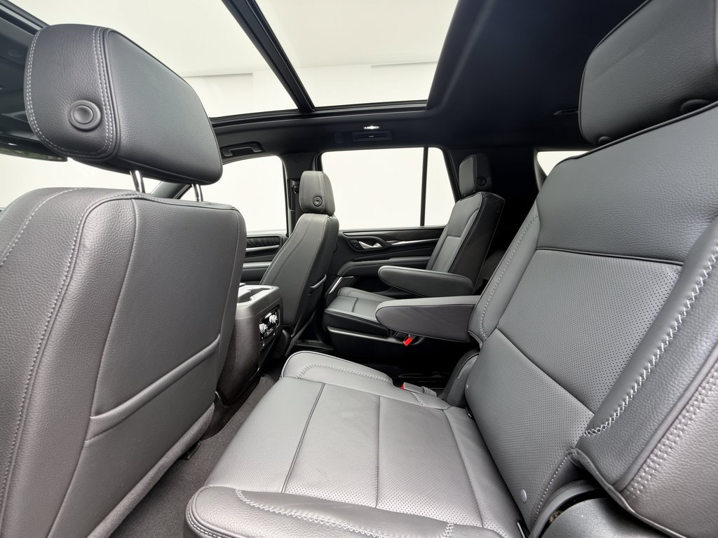 Used 2024 GMC Yukon Denali AWD/4WD image 22