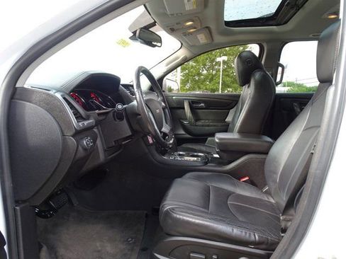 Used 2017 GMC Acadia Limited SLT AWD/4WD image 8