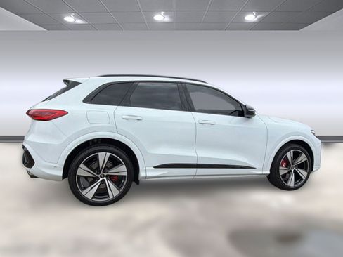 Used 2025 Audi SQ5 Premium Plus AWD/4WD image 7