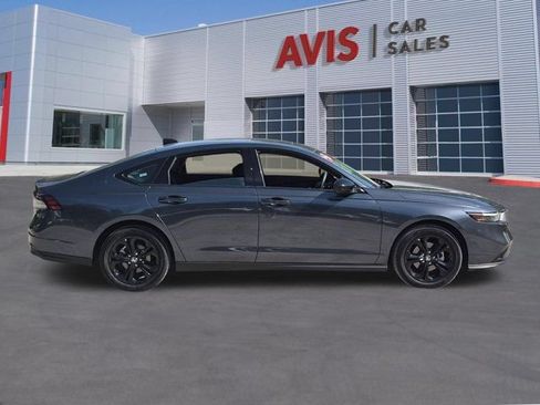 Used 2025 Honda Accord SE image 5