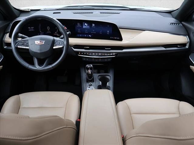 Used 2024 Cadillac XT4 Premium Luxury AWD/4WD image 22